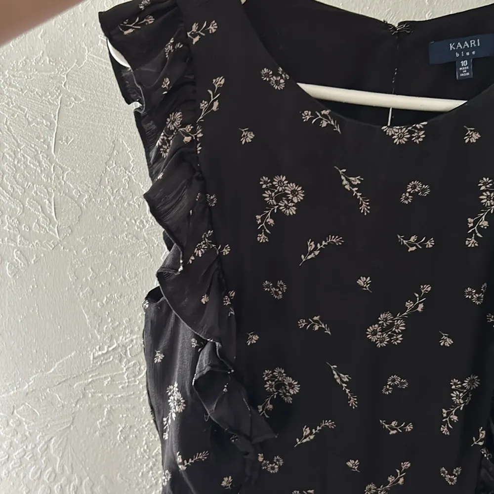 Satin dainty floral ruffle sleeve-less pantsuit - Image 5