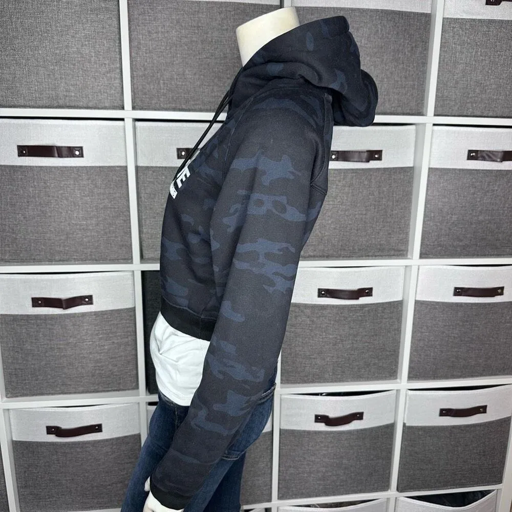 Alphalete Blue & Black Logo Camo Cropped Hoodie Sweatshirt Size Small - Image 10