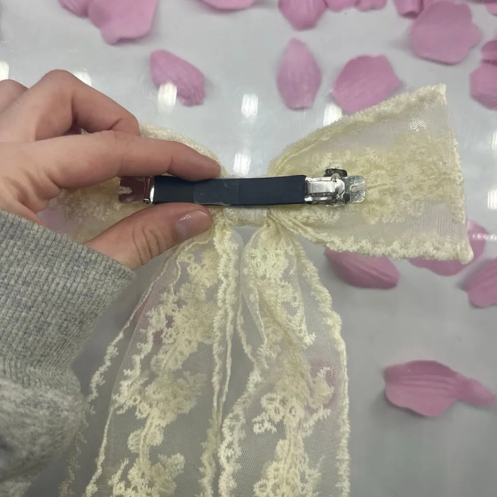 Elegant Lace Bow with Pink Petals - Image 3