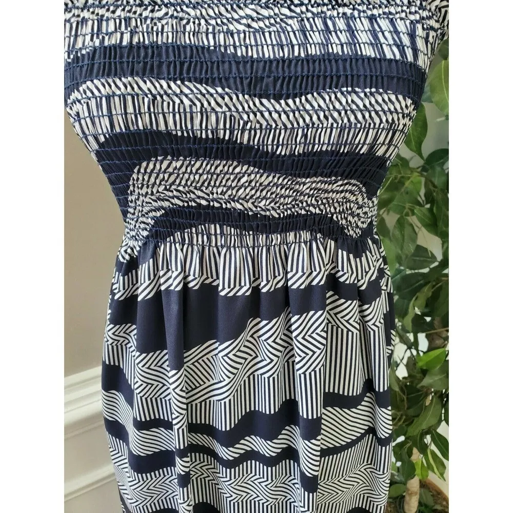 Romeo & Juliet Couture Women's Blue & White 100% Polyester V-Neck Dress Size S - Image 3