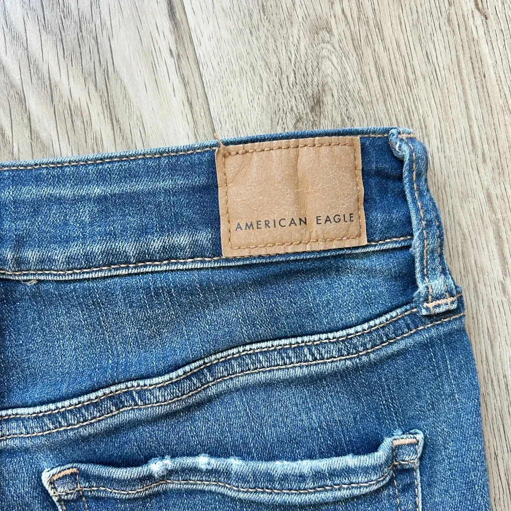 American Eagle Distressed Dark Wash Hi Rise Shortie Shorts Next Level Stretch 4 - Image 6