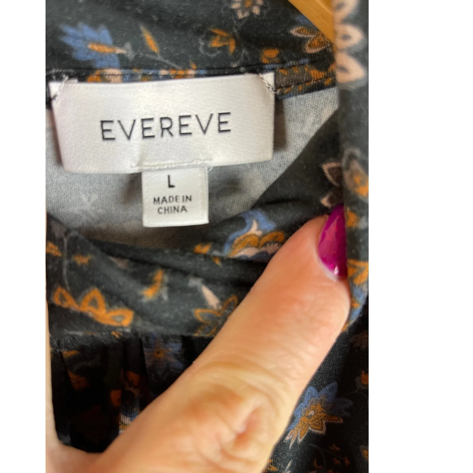 Evereve Lorelei Ruched Knit Black Floral‎ Dress Keyhole Back Stretch Size Large - Image 5