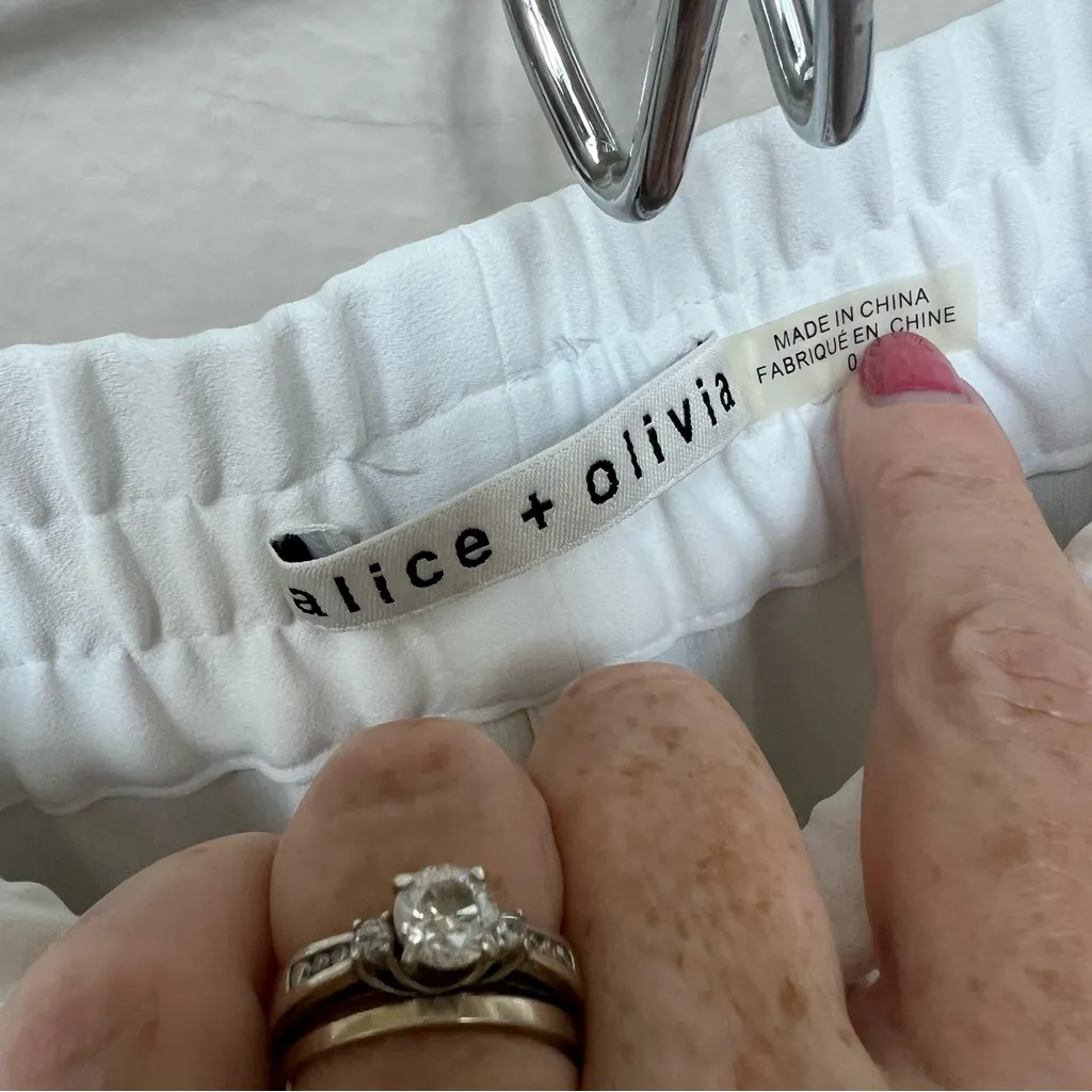 Alice + Olivia  White Benny Crepe Cropped Drawstring Pants Size 0 - Image 6