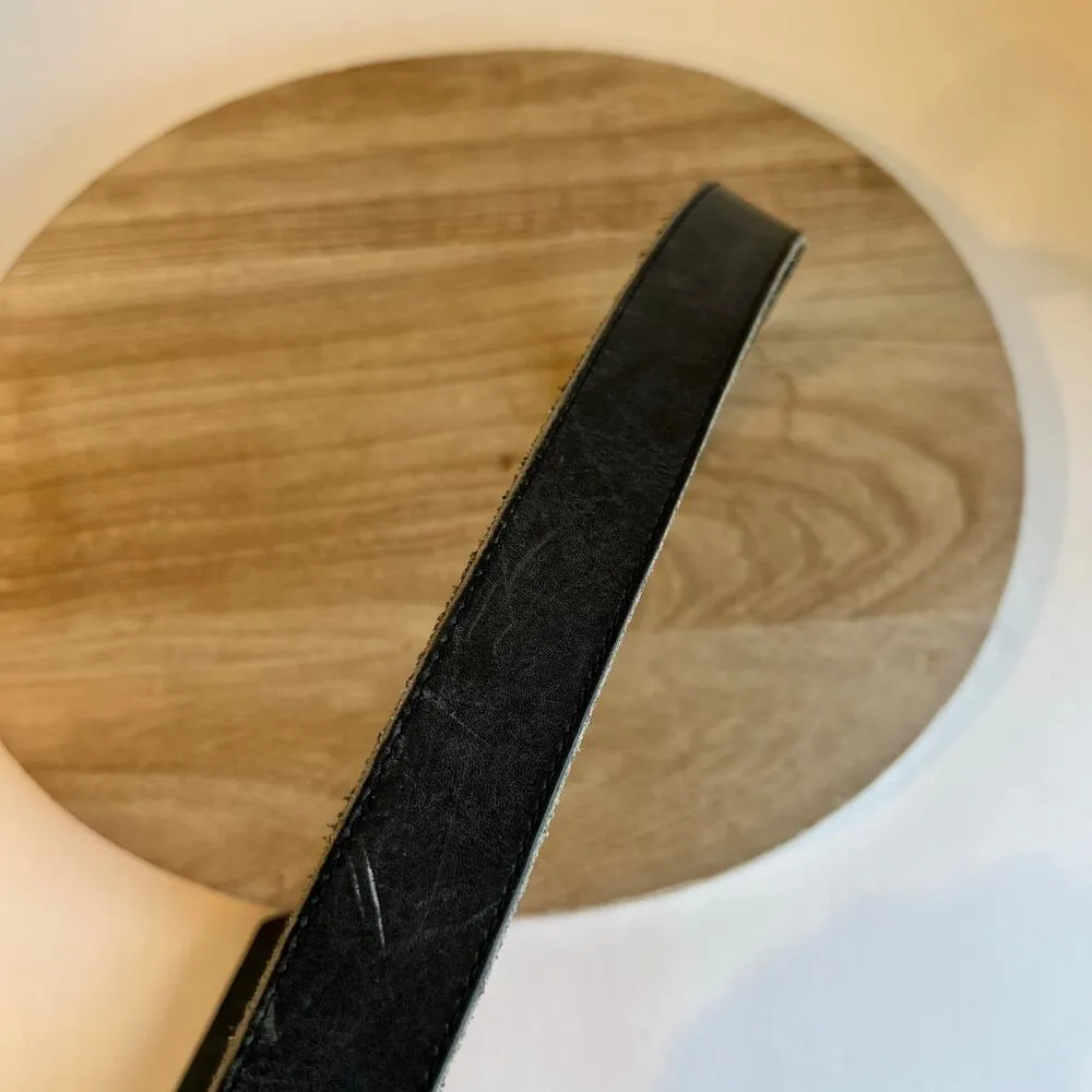 Vintage 90s Levi's Distressed Worn in Black Genuine Leather Belt Size Large - Image 12