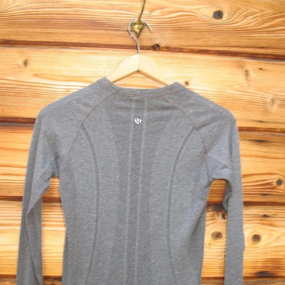 Lululemon  Swiftly Tech Long Sleeve Crew Heathered Black - Image 9