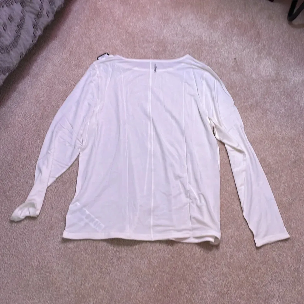 Allbirds‎ T-shirt - Image 5