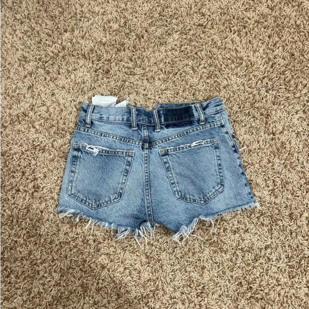 Zara Denim Shorts Size 0! - Image 2