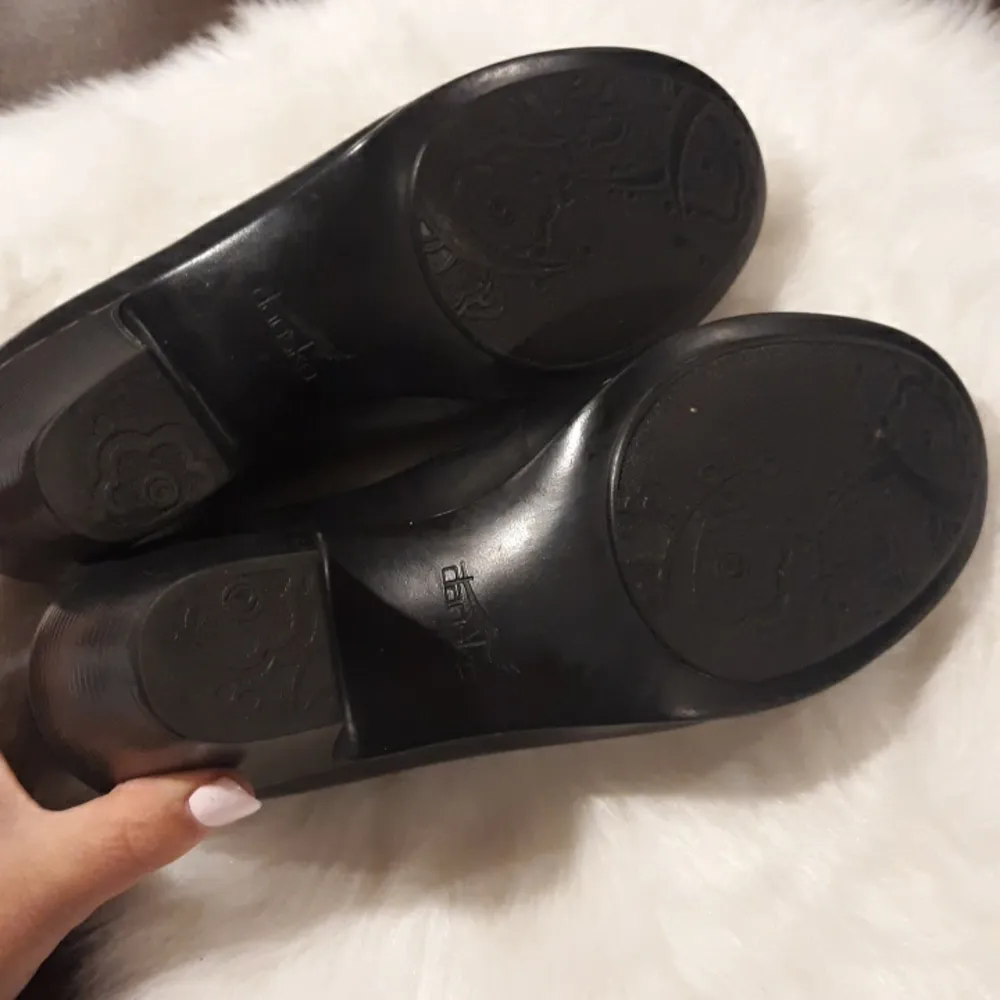 Black Dansko Heels - Image 4