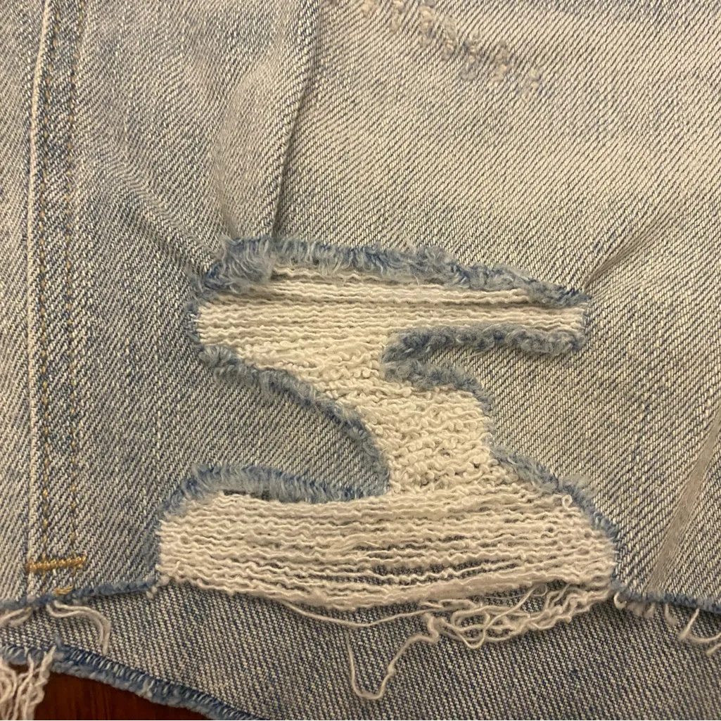 NWT OLD NAVY SHORTS - Image 3