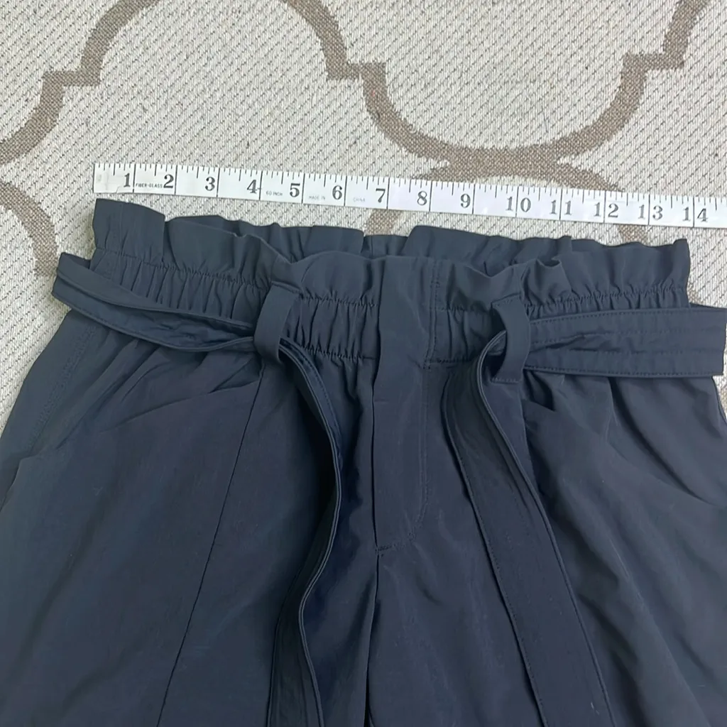 Athleta Black SKYLINE PANT Activewear Bottoms pull on, travel, size small - Image 4