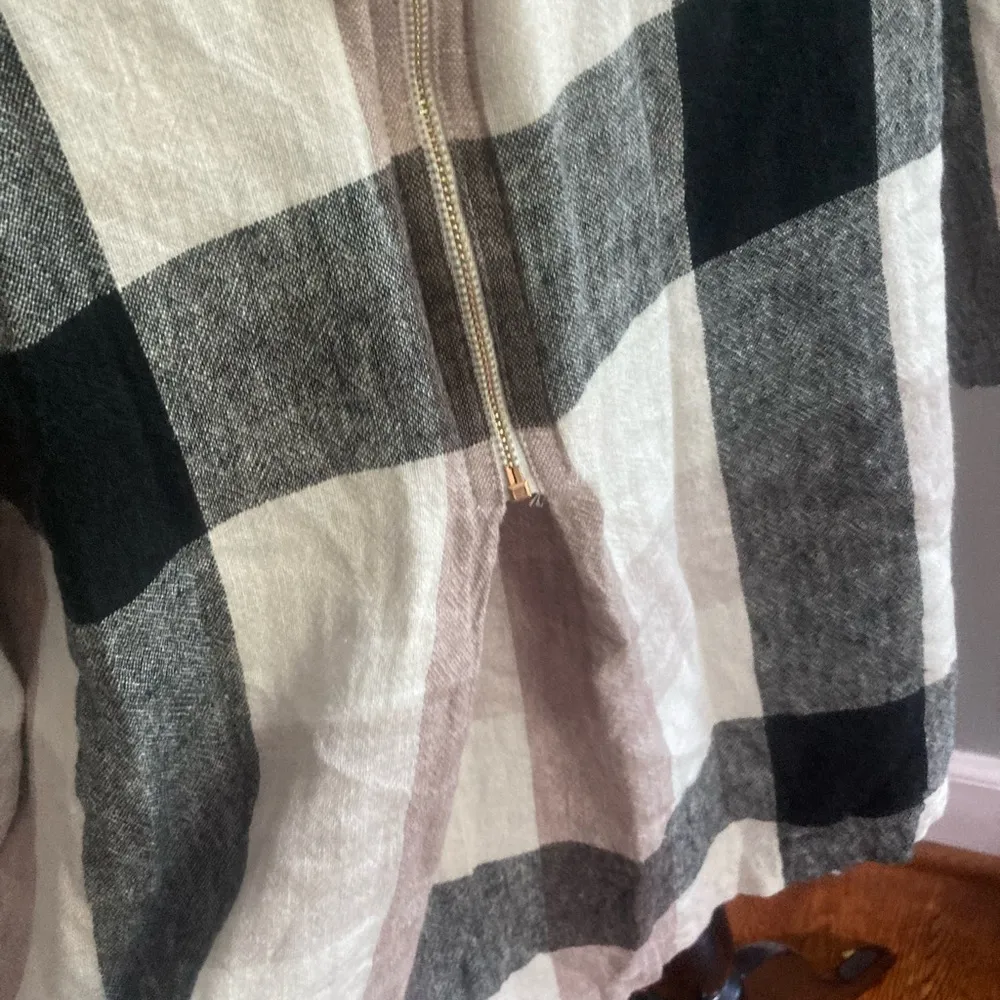 Soft Surroundings Shirt Size Medium - Image 5