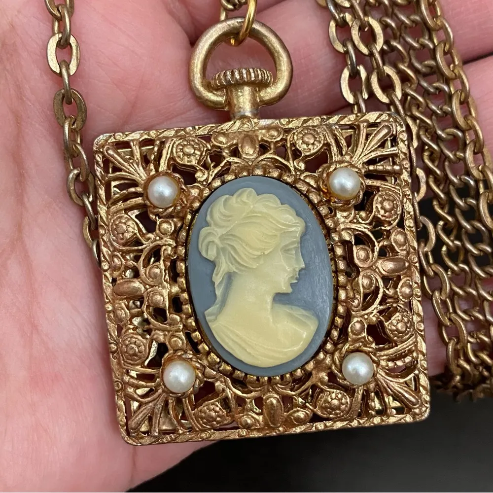 Vintage Unsigned Victorian Lady Cameo Pendant Necklace - Image 7