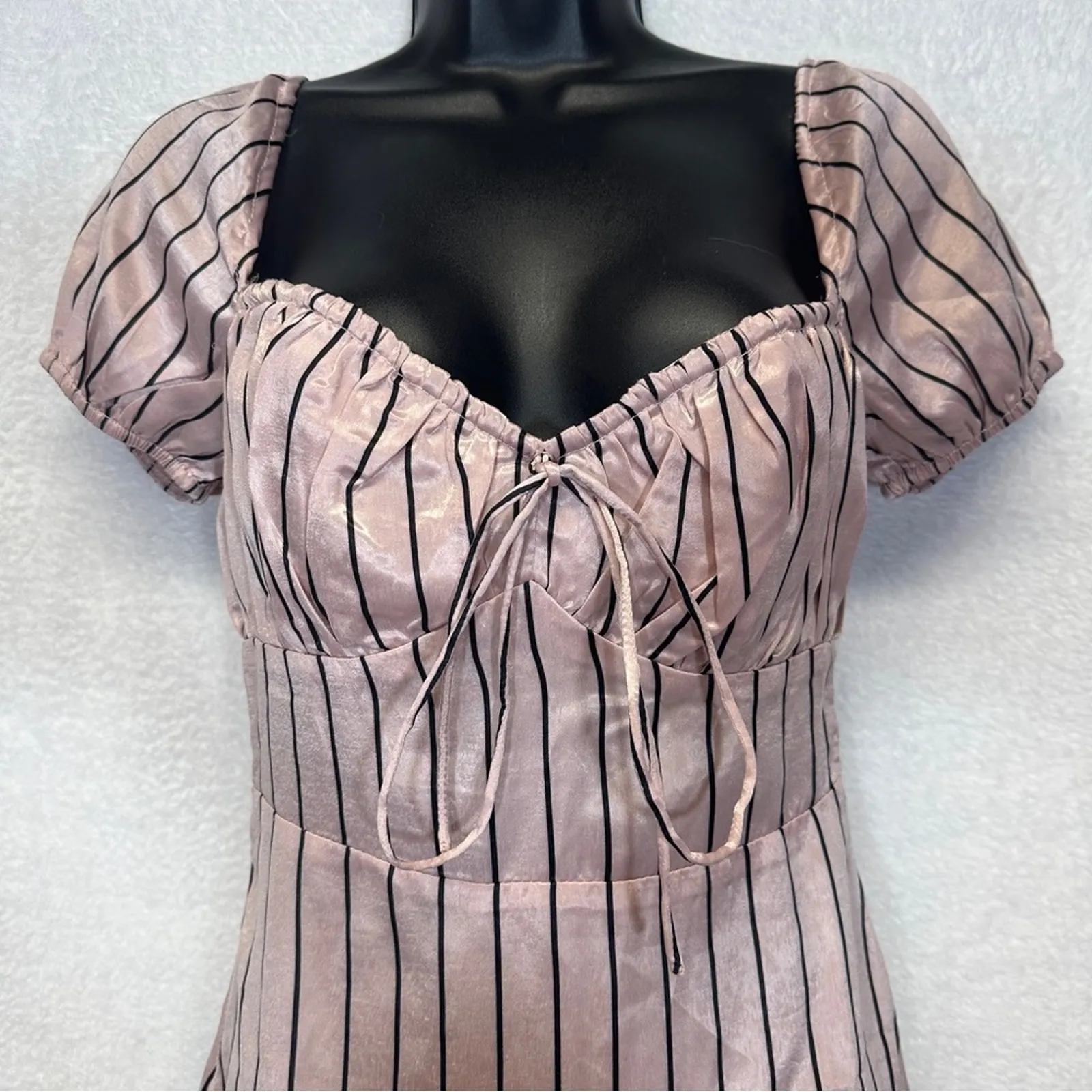 Urban Outfitters Lioness On The Line Off-The-Shoulder Mini‎ Dress Size XS - Image 4