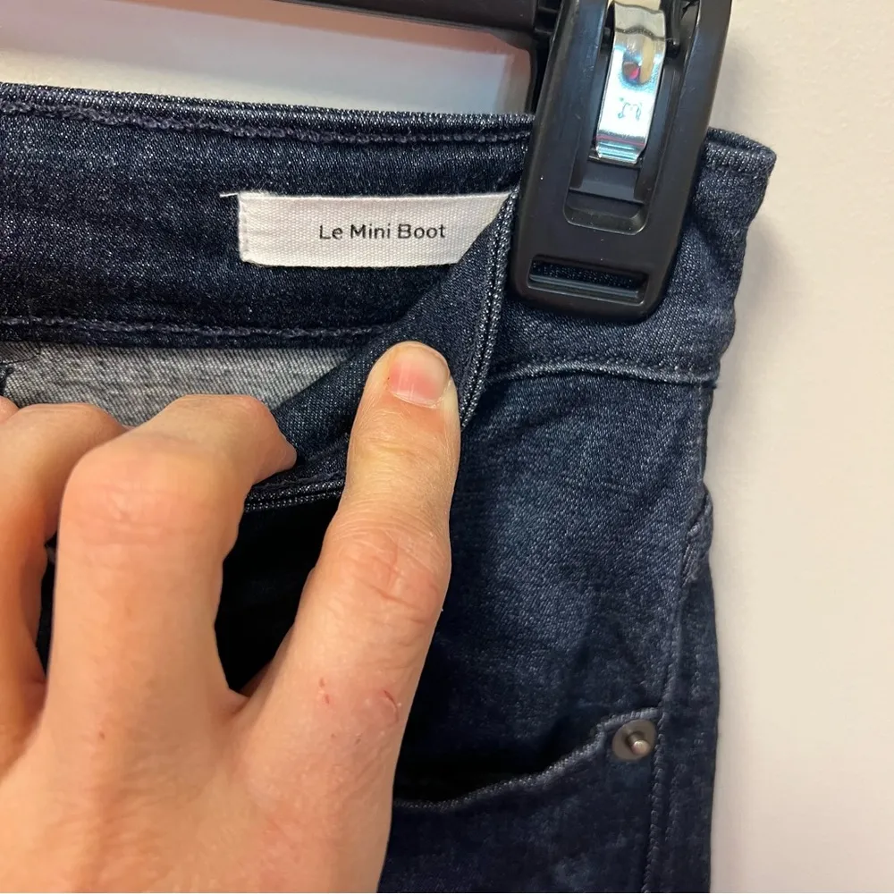 FRAME Le Mini Boot
in Film Noir Women’s button fly jeans - Image 4