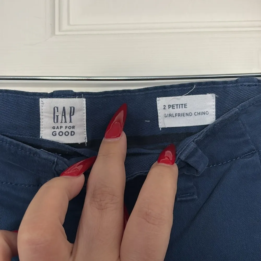 GAP Blue Petite Girlfriend Chino Pants - Image 4