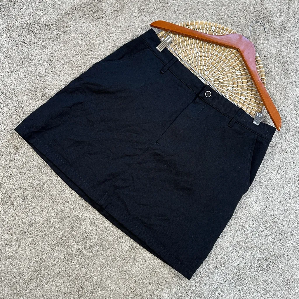 Icebreaker Women’s Berlin Merino Wool Cotton Mini Skirt Outdoor in Black 32 - Image 4