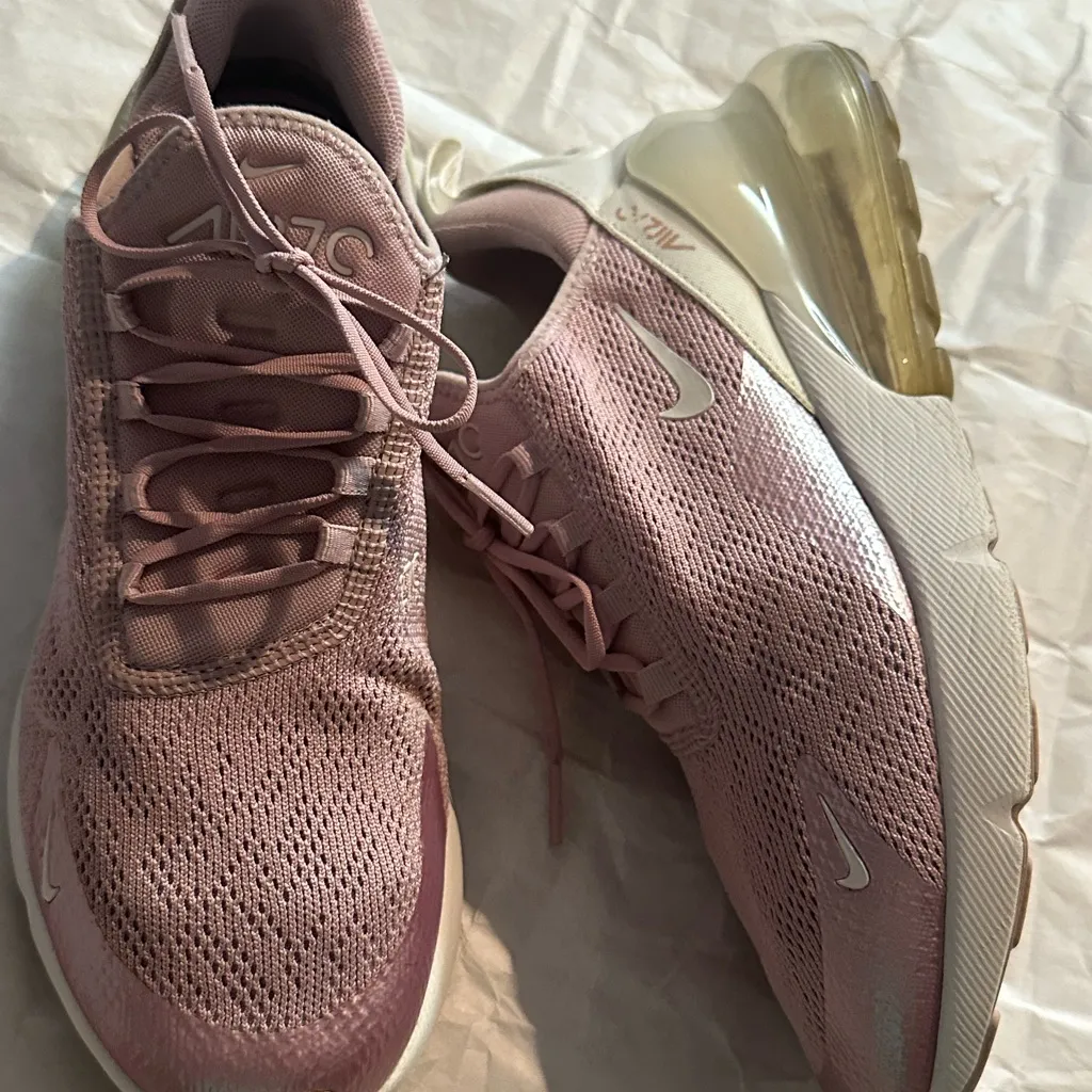Nike Women's Air Max 270 Light Pink Athletic Shoes - Image 8