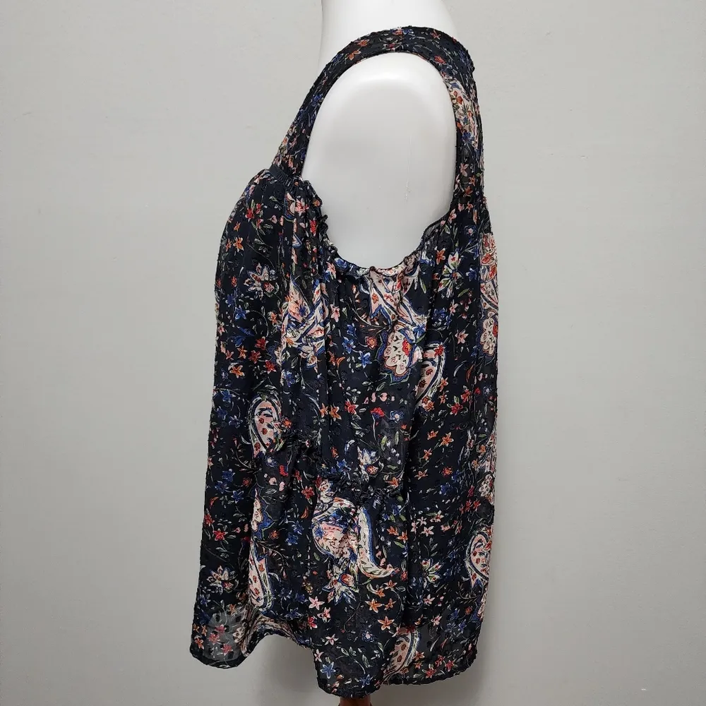 Westport Navy Paisley Cold Shoulder Blouse Size Medium - Image 6