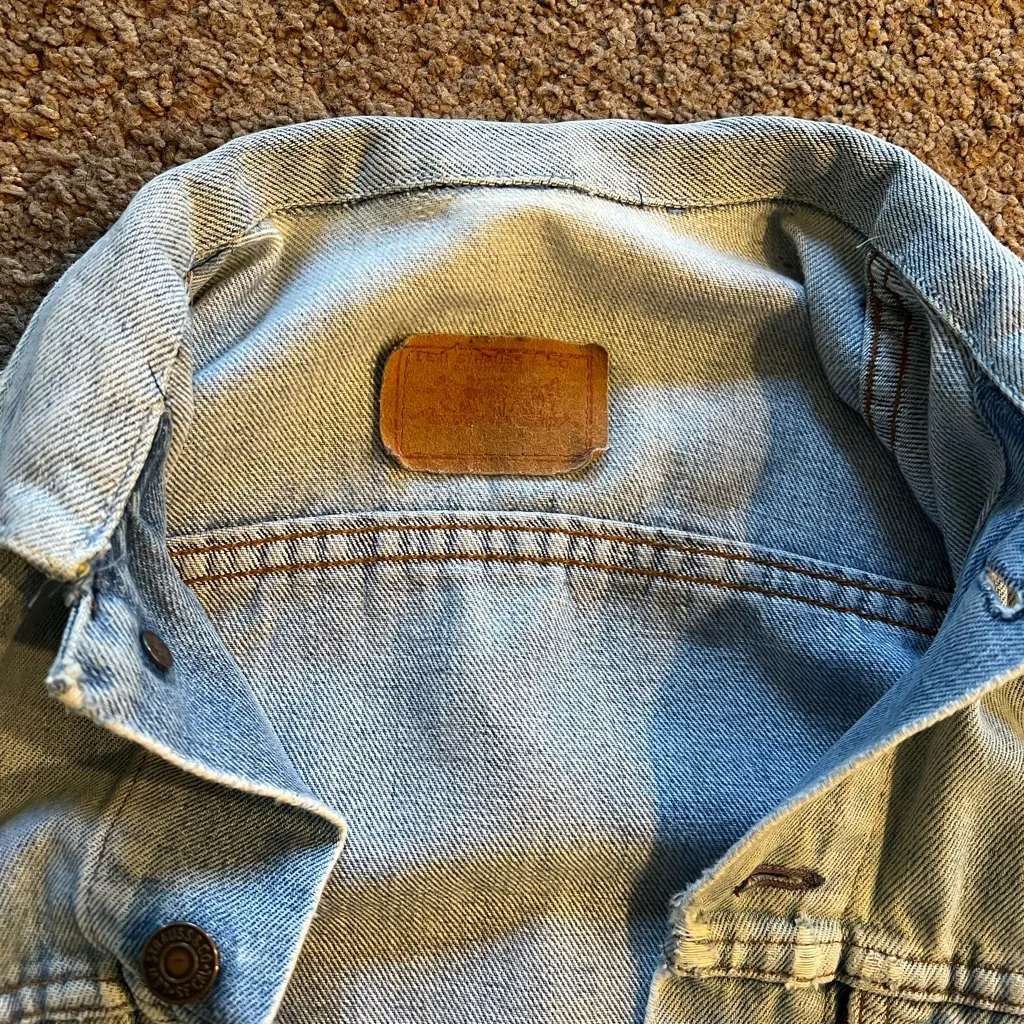 Vintage Levi’s Light Wash Denim Jacket - Image 2