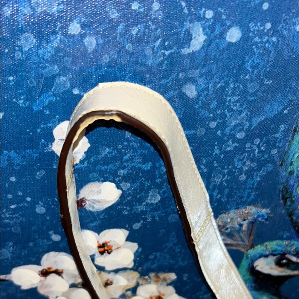 Coach Beige Signature Monogram Coated Canvas Crossbody/ Shoulder Bag - Image 4