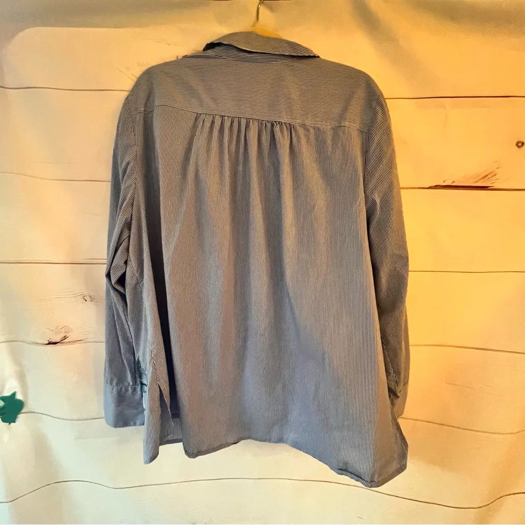 INC button down white blue pin stripes with appliqué size 2X - Image 3