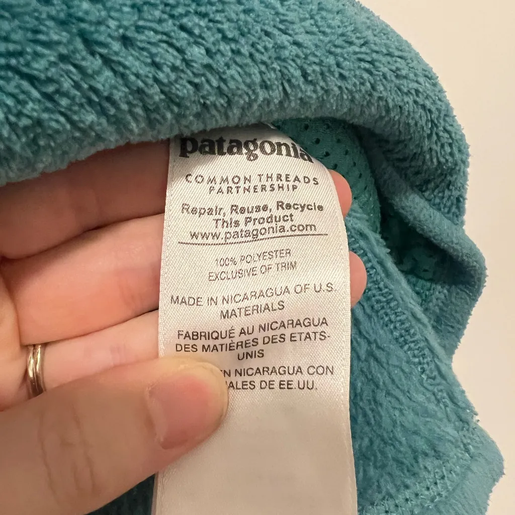 Patagonia Re-Tool Snap-T Fleece
Pullover Sweater - Image 5