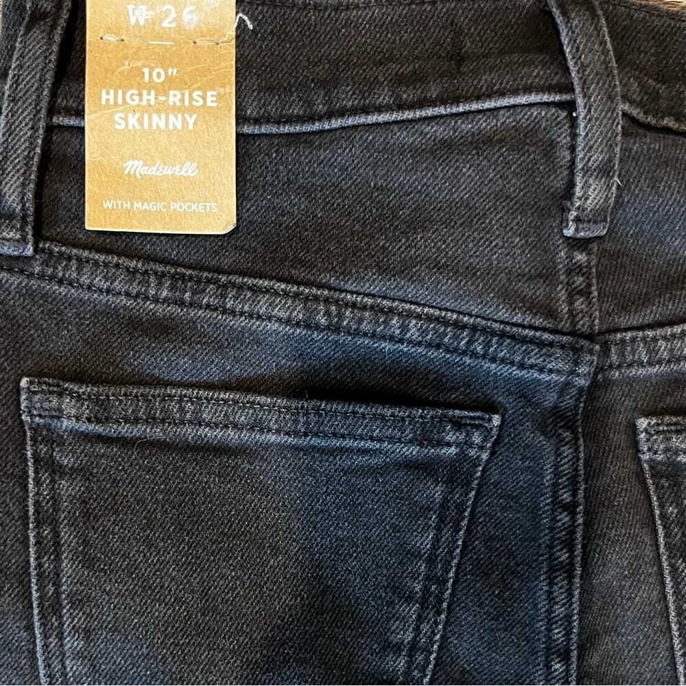 NWT  10" High-Rise Skinny Jeans in Starkey Wash, Women’s Size 26 - Image 8