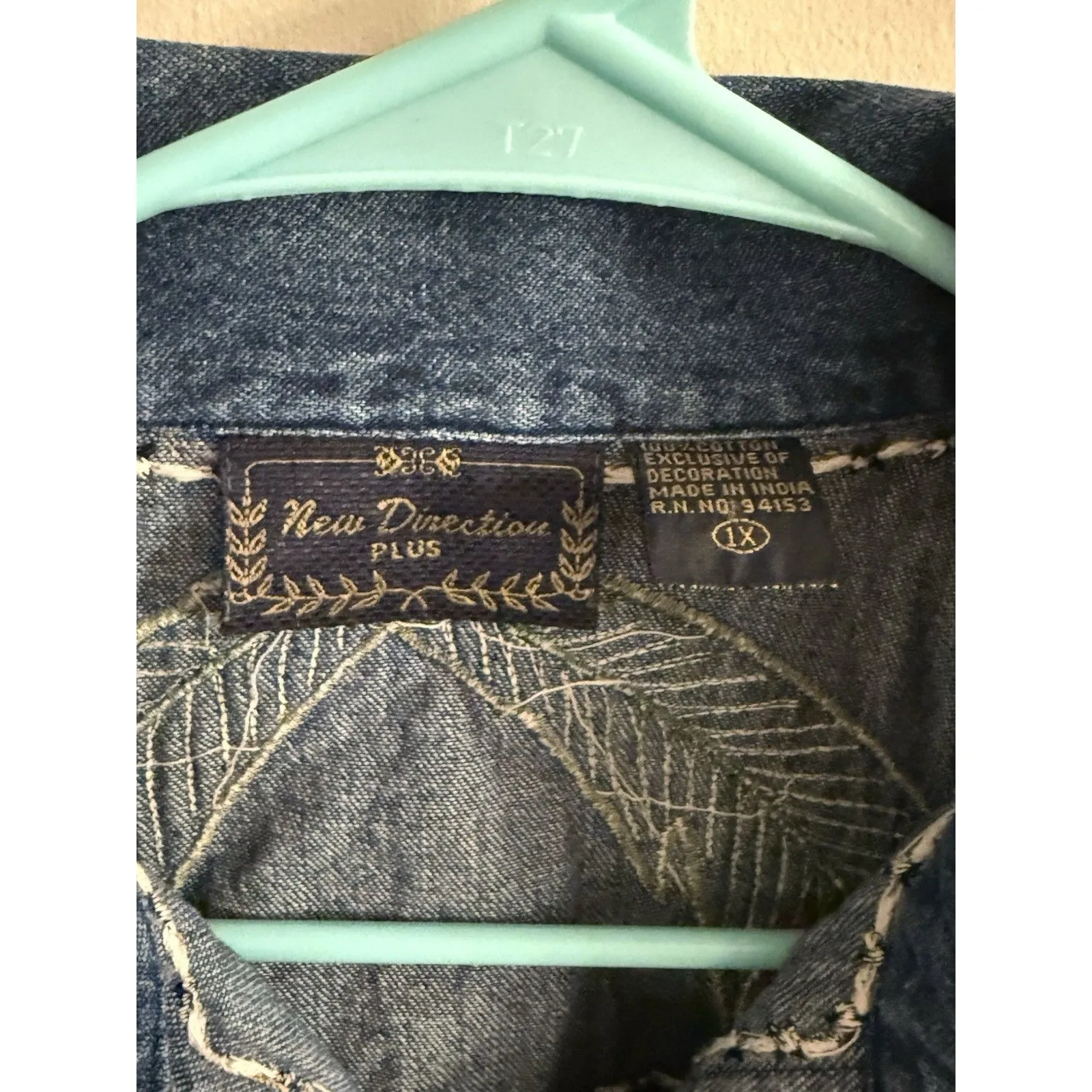 Vintage 90s New Directions Safari Embroidered Patch Denim Jean Jacket Top Blue Size 1X - Image 3