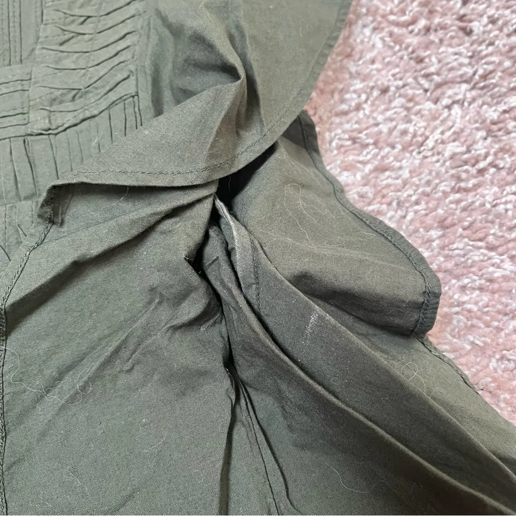 Amour Vert Organic Cotton Ruffle Short Sleeve Blouse - Image 10