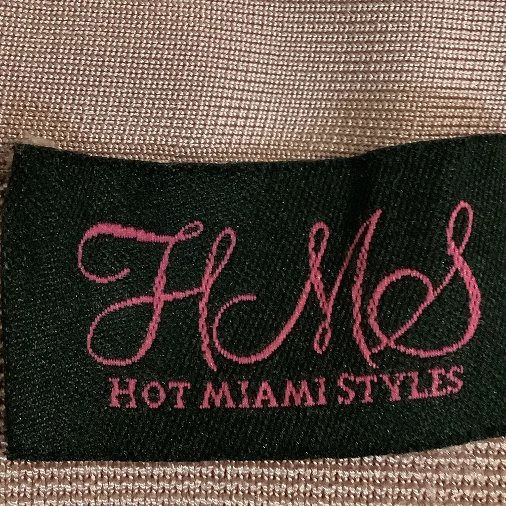 Hot Miami Styles Size Small Blush High Waist Bandage Skirt. Preloved - Image 6