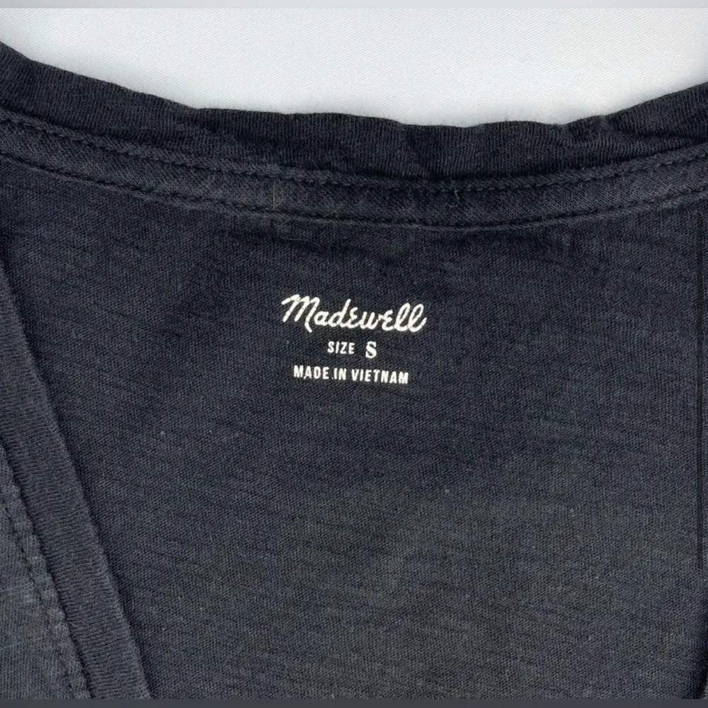 Madewell Whisper Cotton V-Neck Pocket Tank - Image 9