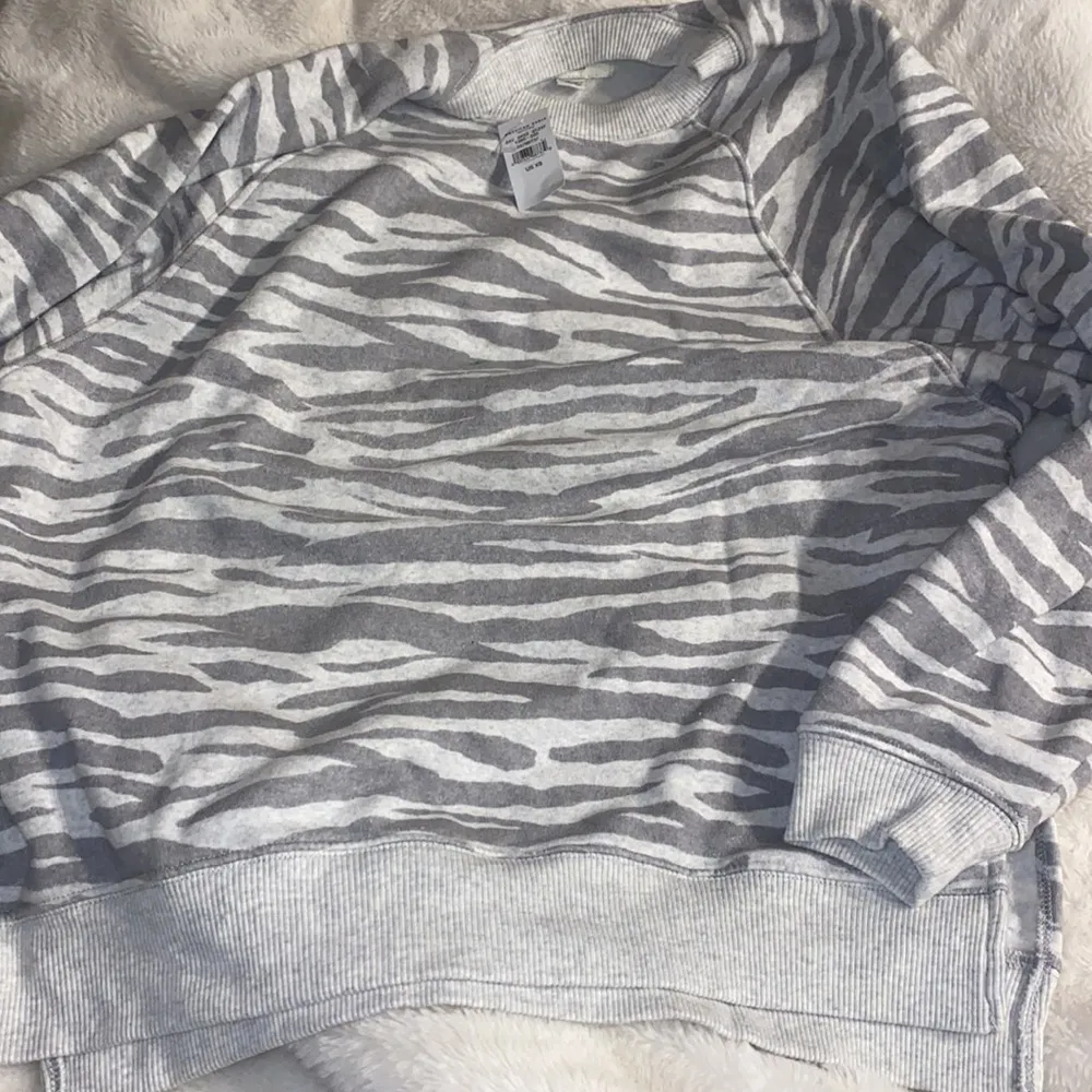 AMERICAN eagle sweatshirt - Image 4