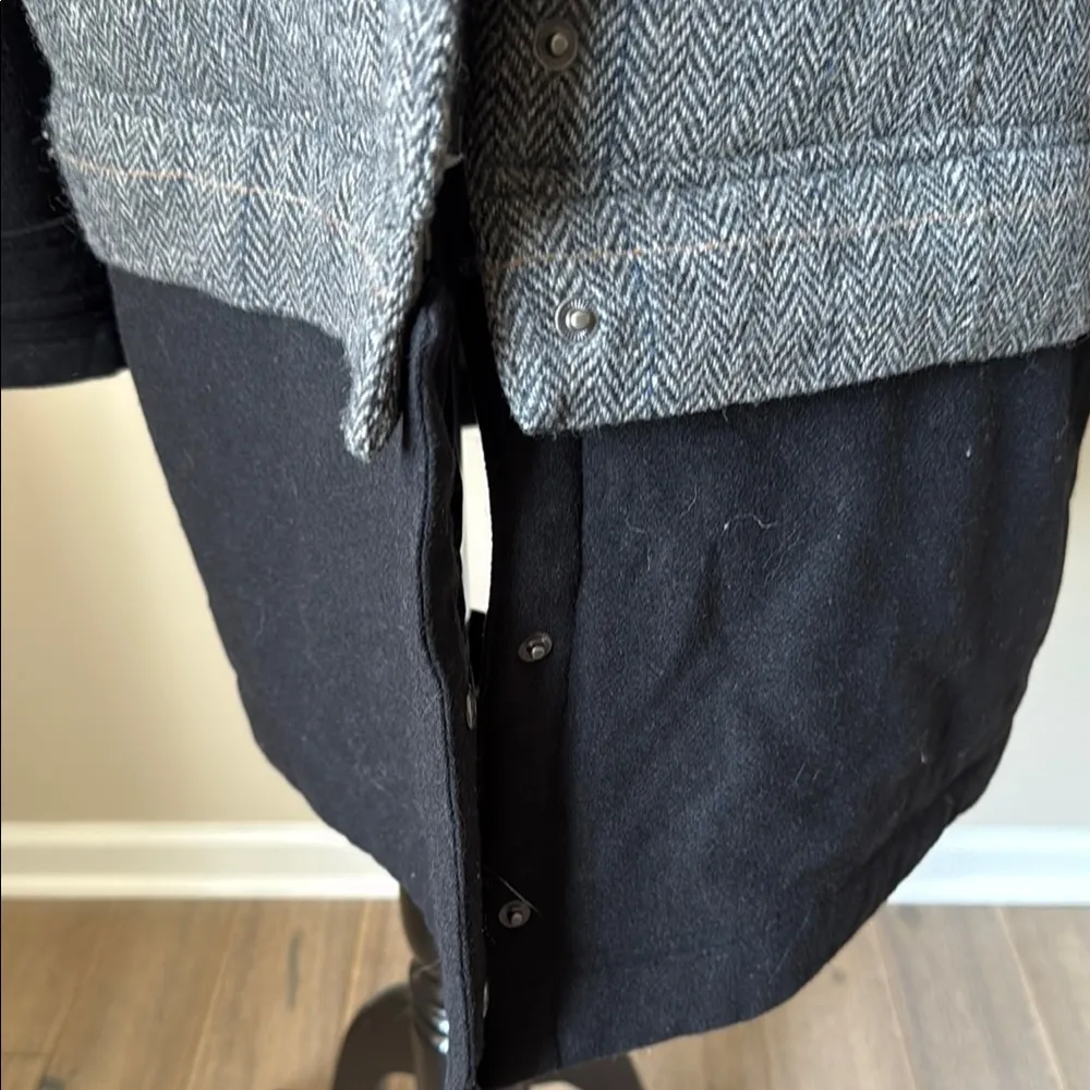 Prana Caprise Insulated Wool Blend Convertible Gray and Black Trench Coat - Image 5