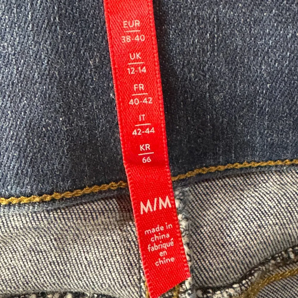 Spanx Medium Skinny Jeans Pull-On Distressed Elastic Waist Frayed Hems Stretch - Image 7