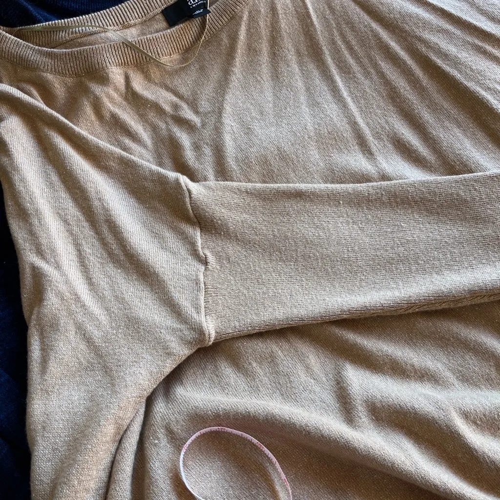 ANA GOLD GLITTER‎ SWEATER (L) - Image 6