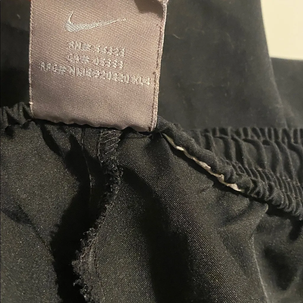 Women’s vintage Nike track pants black white striped XL 16/18 Y2K - Image 9