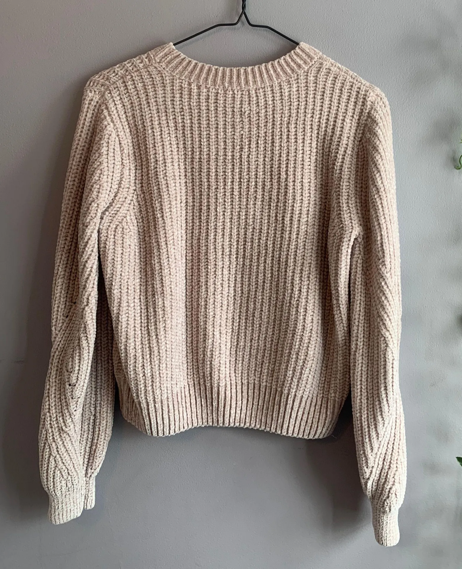 H&M Soft Sweater - Image 2