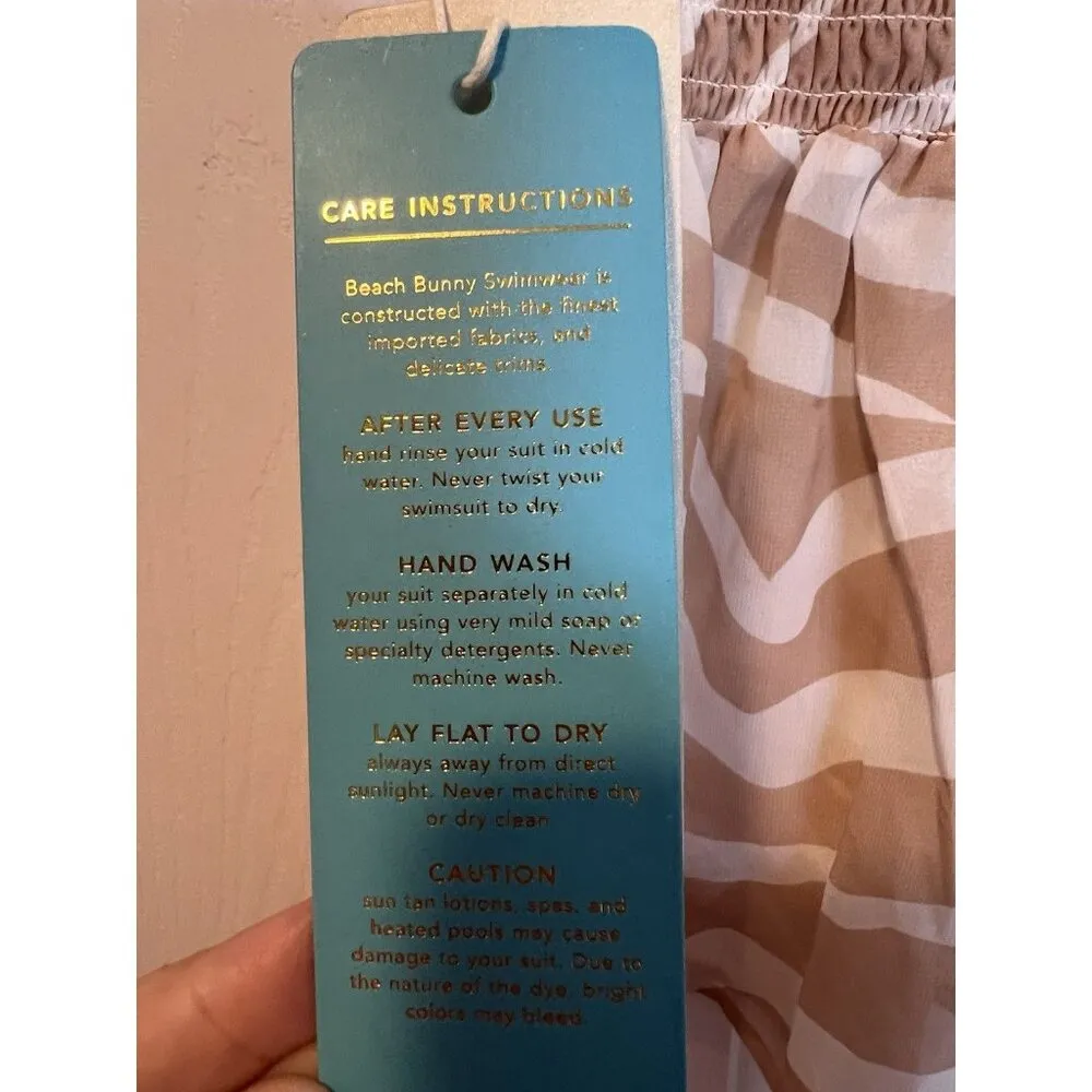 Beach Bunny Sinora Mini Skirt Size Medium Tan Cream Cover Up Style# B2230C9 - Image 5