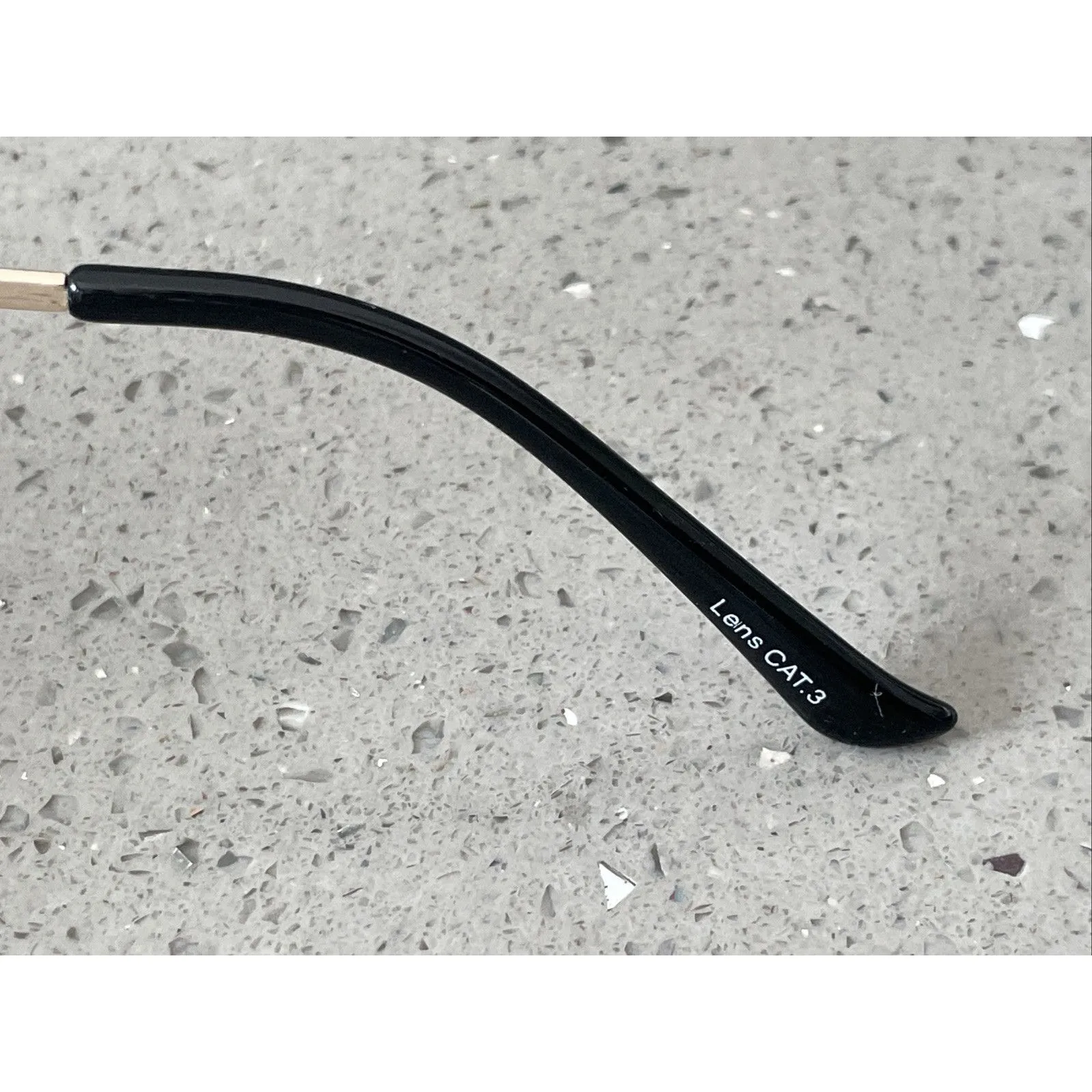 QUAY Jezabell Sunglasses Gold Frames ONLY / Smoke Lens - Image 8