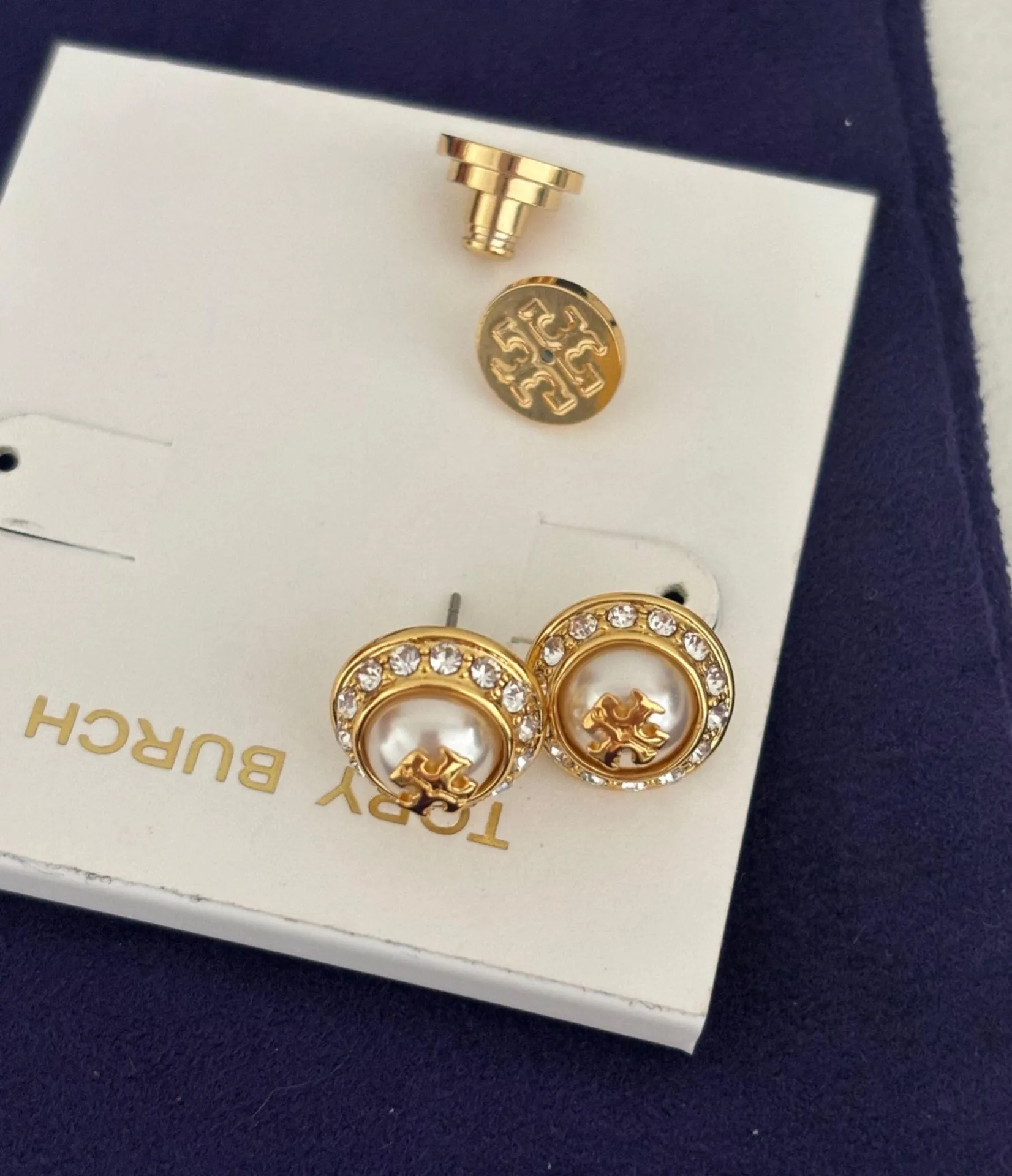 Natalia Crystal Stud Earring - Image 4