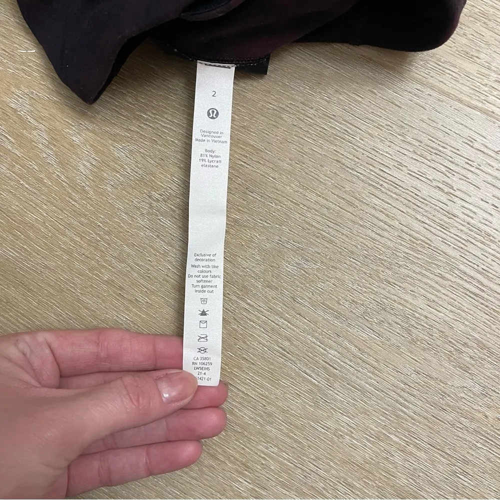 Lululemon Align High-Rise Jogger
Diamond Dye Cassis Black - Image 6