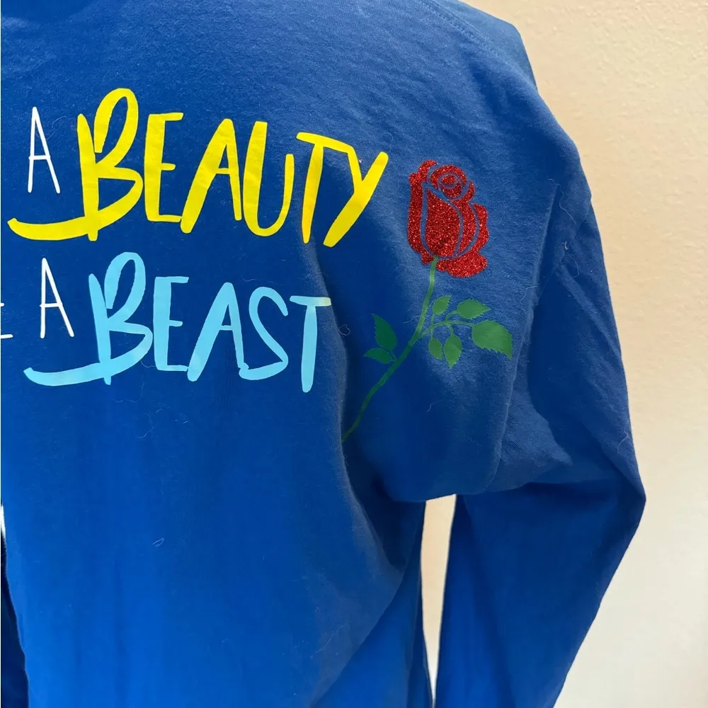 Look Like A Beauty Run Like A Beast Spirit Jersey | Iron On | M | Like New - Image 4
