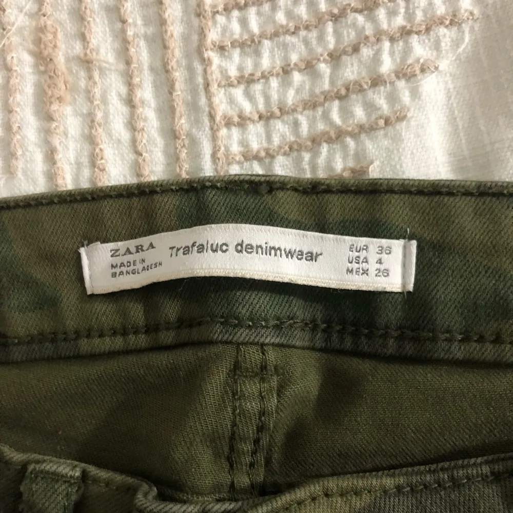 Zara Camo Skinny Jeans - Image 4