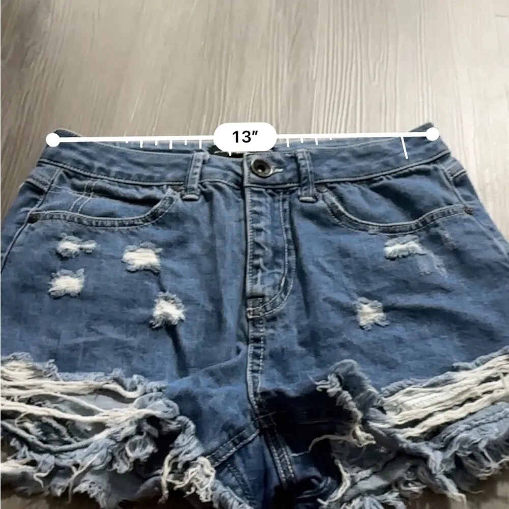 Rewash Medium Wash Mid Rise Heavily Distressed Raw Hem Denim Short Shorts Size 7 - Image 5