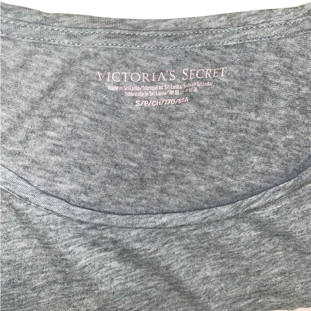 gray vs pajama dress with pink “v” logo - Image 5