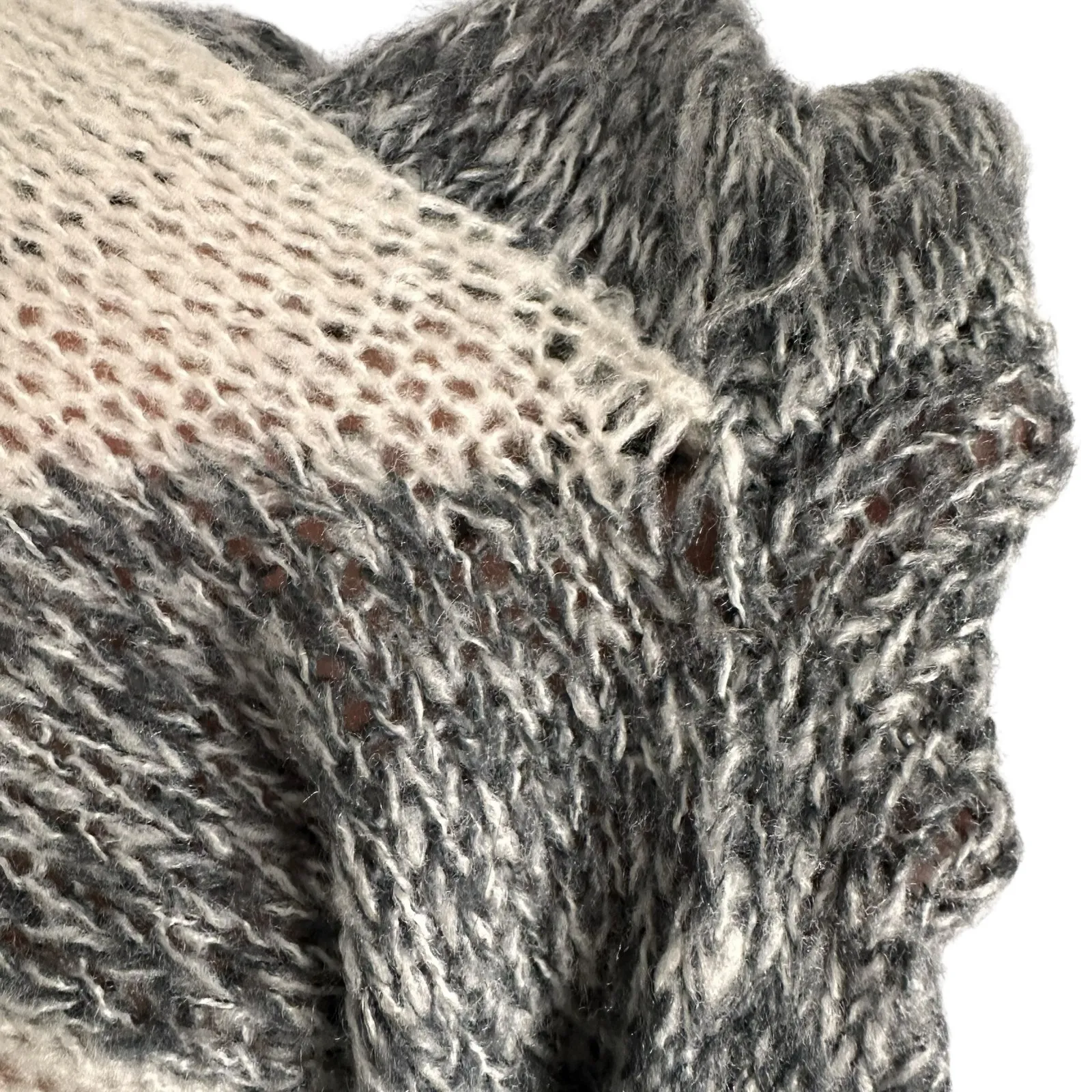 Nordstrom BP. Colorblock Gray Knit Boatneck Crop Sweater Size Medium - Image 9