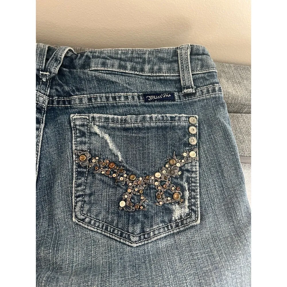 Miss me jeans size 28 - Image 2