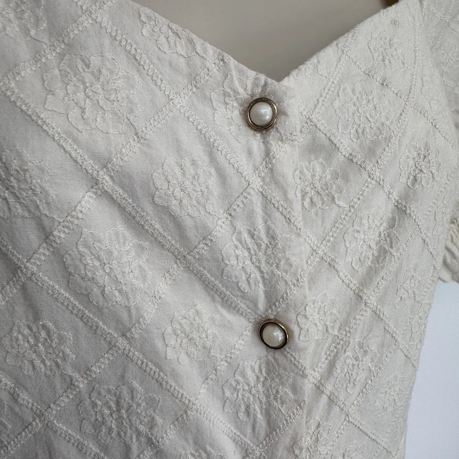 Simple Retro Milkmaid Prairie Country Dress Womens M White Lace Cotton Pearl Size M - Image 5