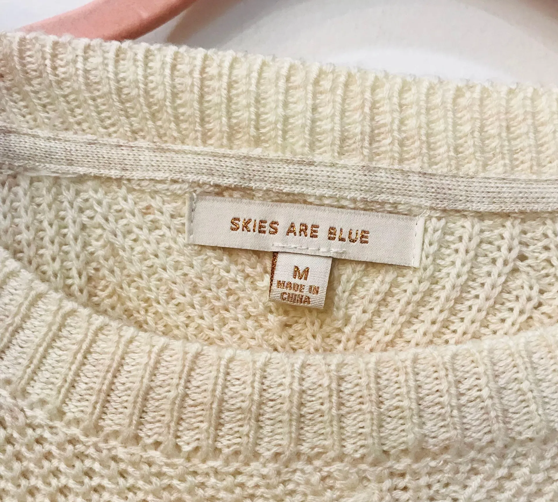 Skies Are Blue Anthropologie  Ruffle Knit off white sweater sz Medium - Image 6