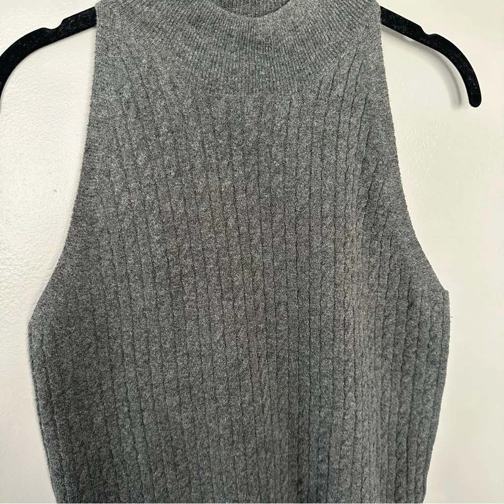 A New Day Charcoal Mock Neck Sleeveless Knit Sweater Tank Top Sz Medium - Image 2